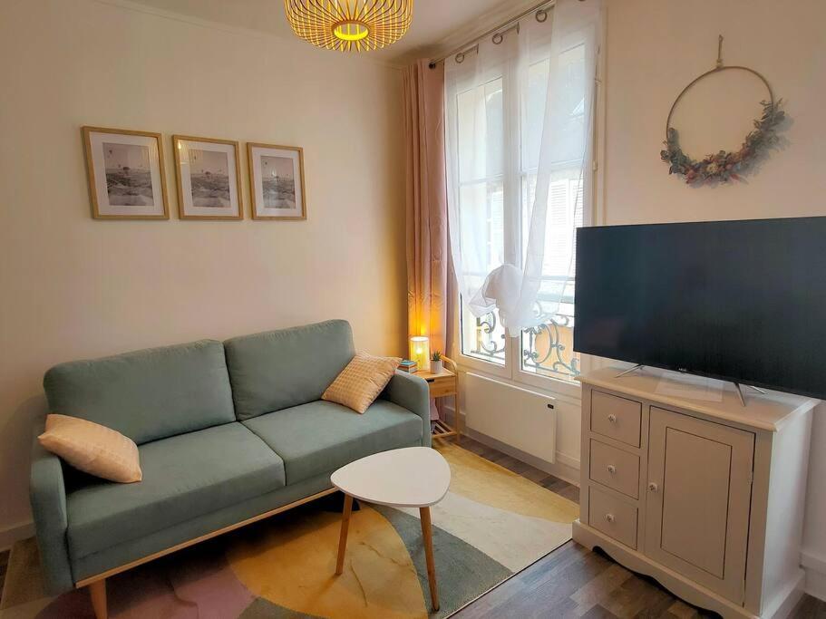 Le Entre Val Et Rose Apartment *