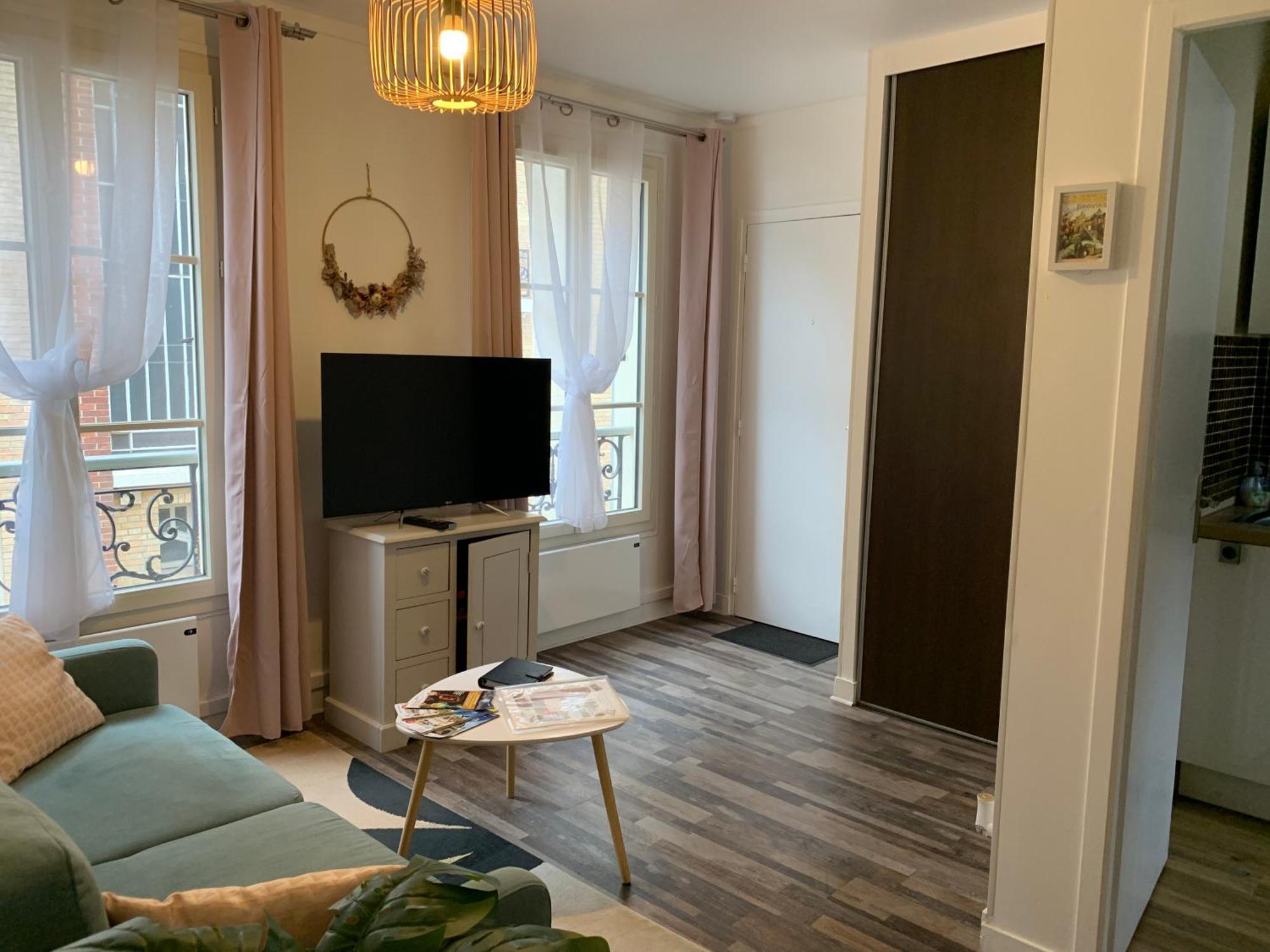 Apartment Le Entre Val Et Rose Provins
